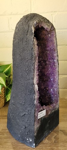 Large Amethyst Geode Cave 12kg - Picture 6 of 9