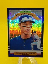 Christian Yelich 2019 Optic DK PANDORA BLUE PRIZM #21 Milwaukee Brewers **/99 a