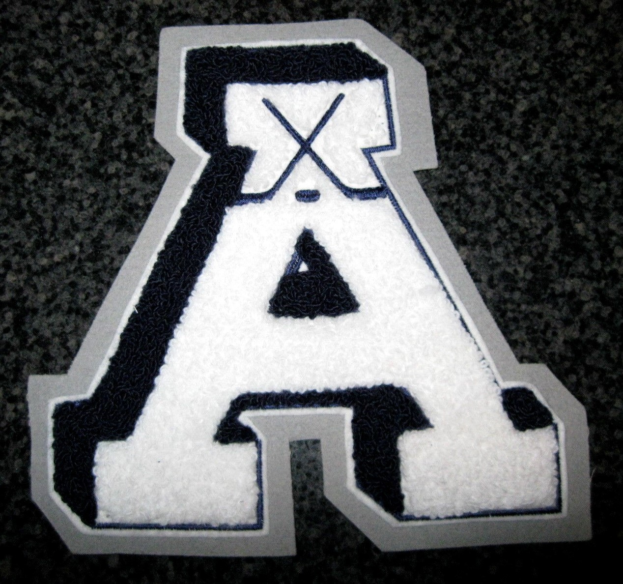 Picture 4 of 30