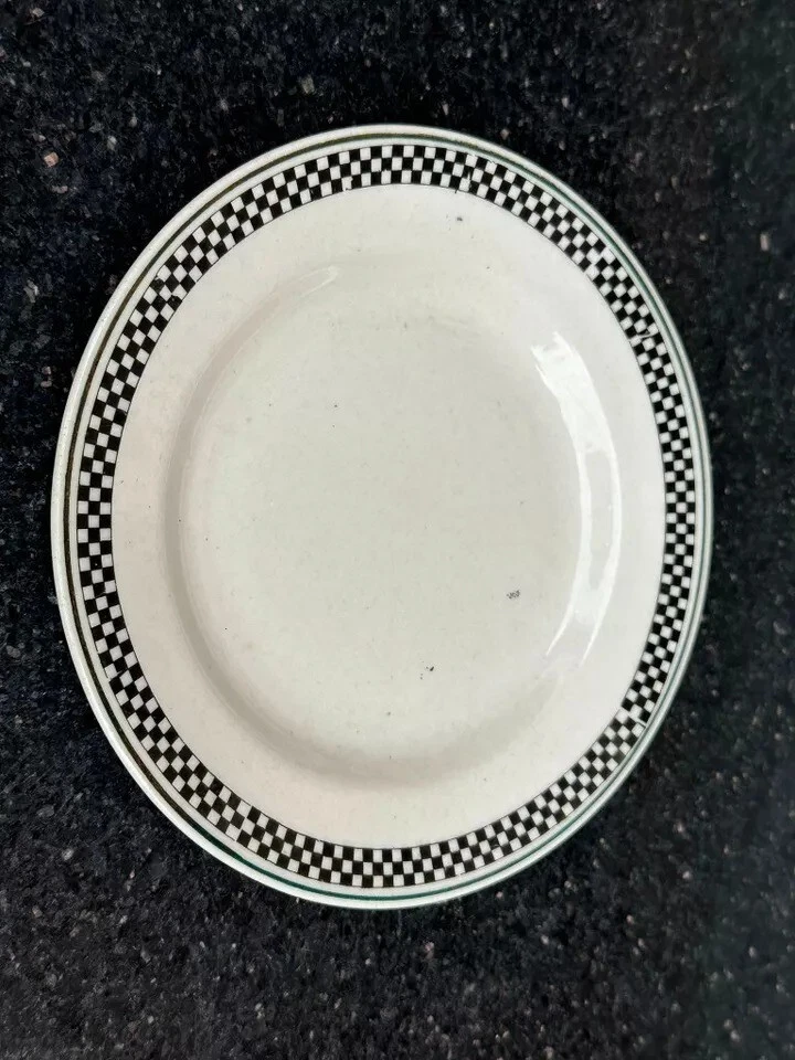 Plato de cerámica y porcelana antiguo de 1900 para servir alimentos Foto 4 de 4