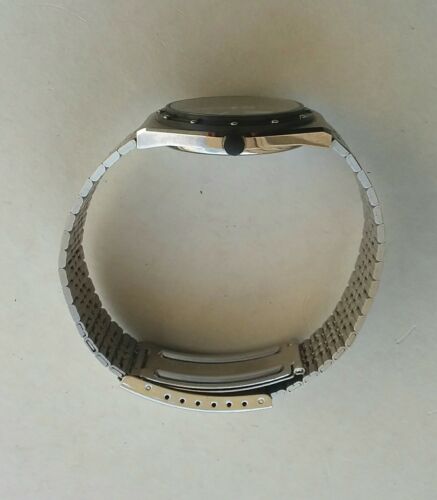 BULOVA Le Marquand Quartz acciaio 857 49 01 Nuovo NOS - NON Funzionante - Foto 3 di 5
