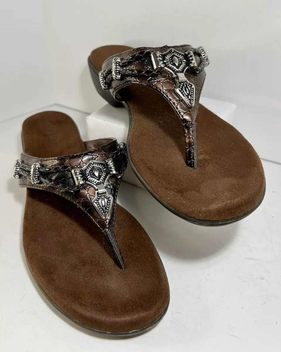 Rialto sandals store thong