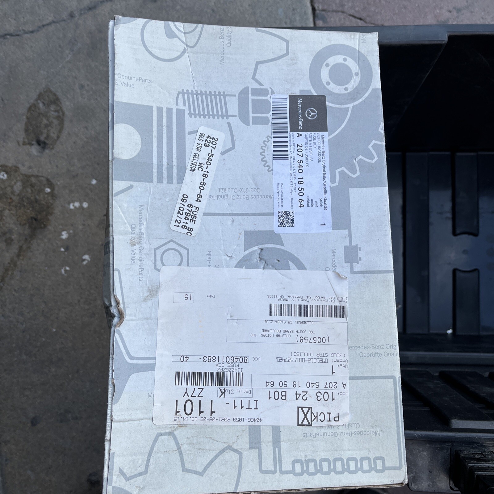 Genuine MERCEDES A207 C204 C207 Fuse box Front prefuse F32 
