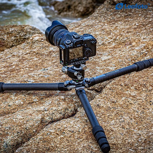 Leofoto LO-284C Video Tripod Carbon Fiber Lightweight with Built-In Ball & Bag - Picture 10 of 12