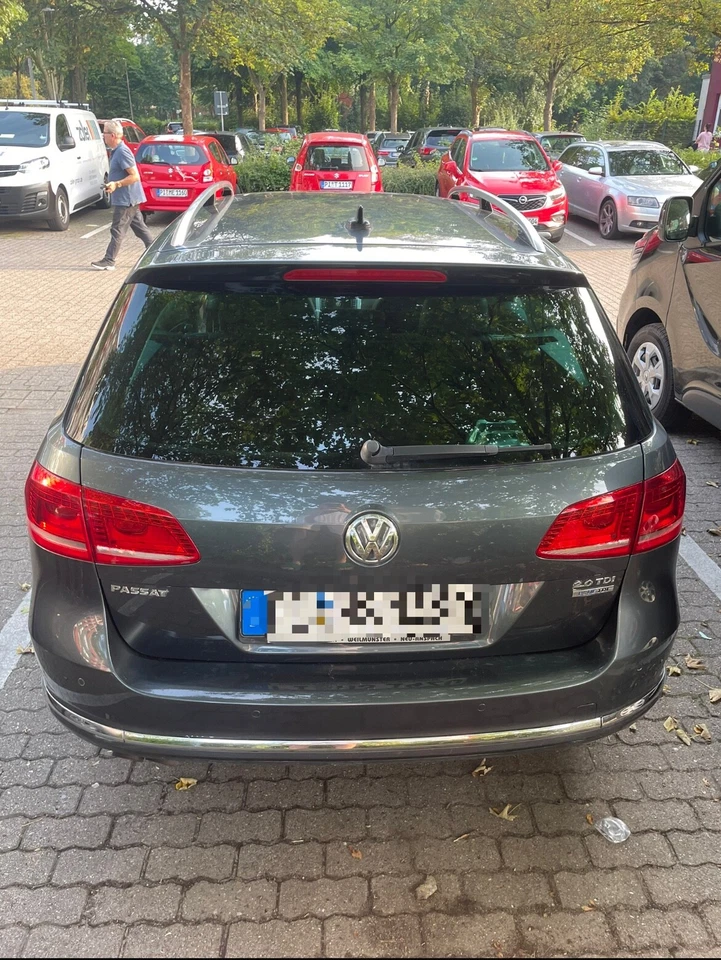 Auto  - Bild 2 von 4