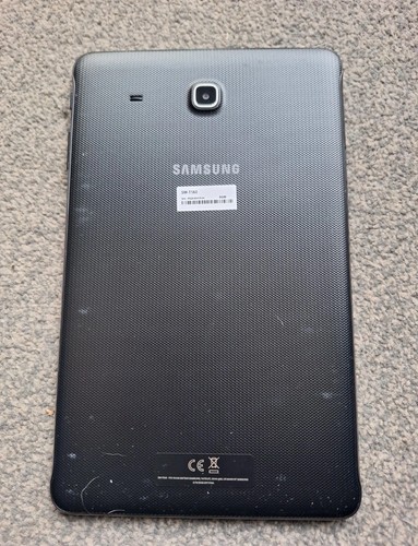 Samsung Galaxy Excellent Condition (works Well As iPhone) - Picture 2 of 3