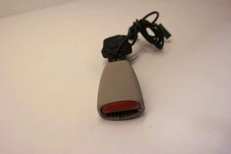 06-13 VOLVO 70 SERIES FRONT PASSENGER RIGHT SEAT BELT BUCKLE OEM TAN Foto 3 de 4