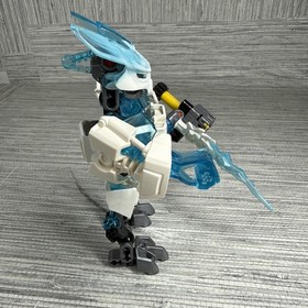 LEGO BIONICLE: Protector of Ice (70782) 95% Complete
