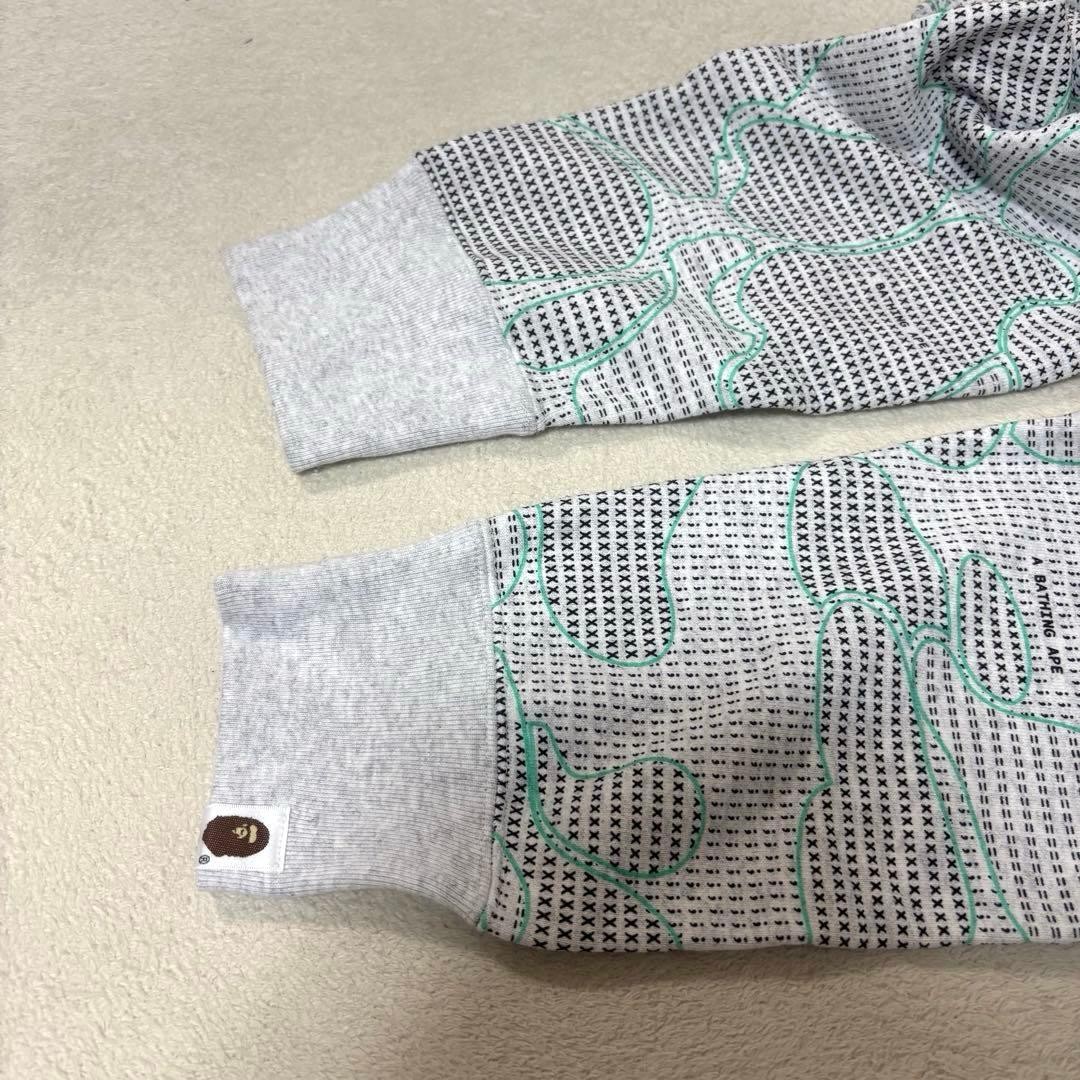 A BATHING APE All-over pattern sweatshirt Made in Japan Good condition thumbnail 10
