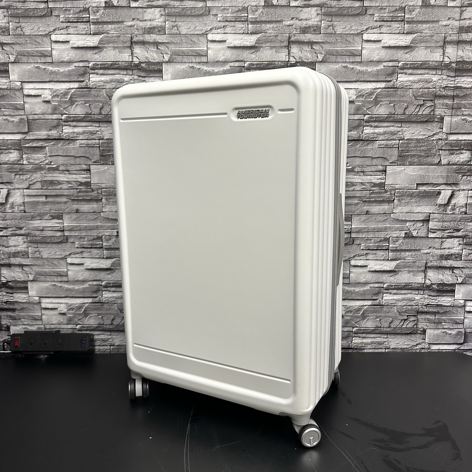 &ndash; White 154849-1908