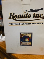 Ron Santo Signed Romito Autographed Figurine 149/500 Auto Figure Statue NICE!!