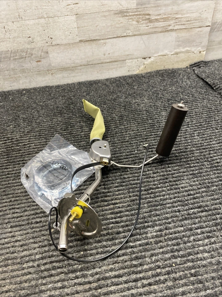 Unidad de envío de tanque de combustible Dorman 692-234 Foto 3 de 4