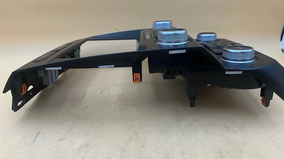 2020 FORD F150 RADIO AUDIO AC TEMPERATURE HVAC CONTROL OEM PANEL KL3T18E245BDF Foto 4 de 4