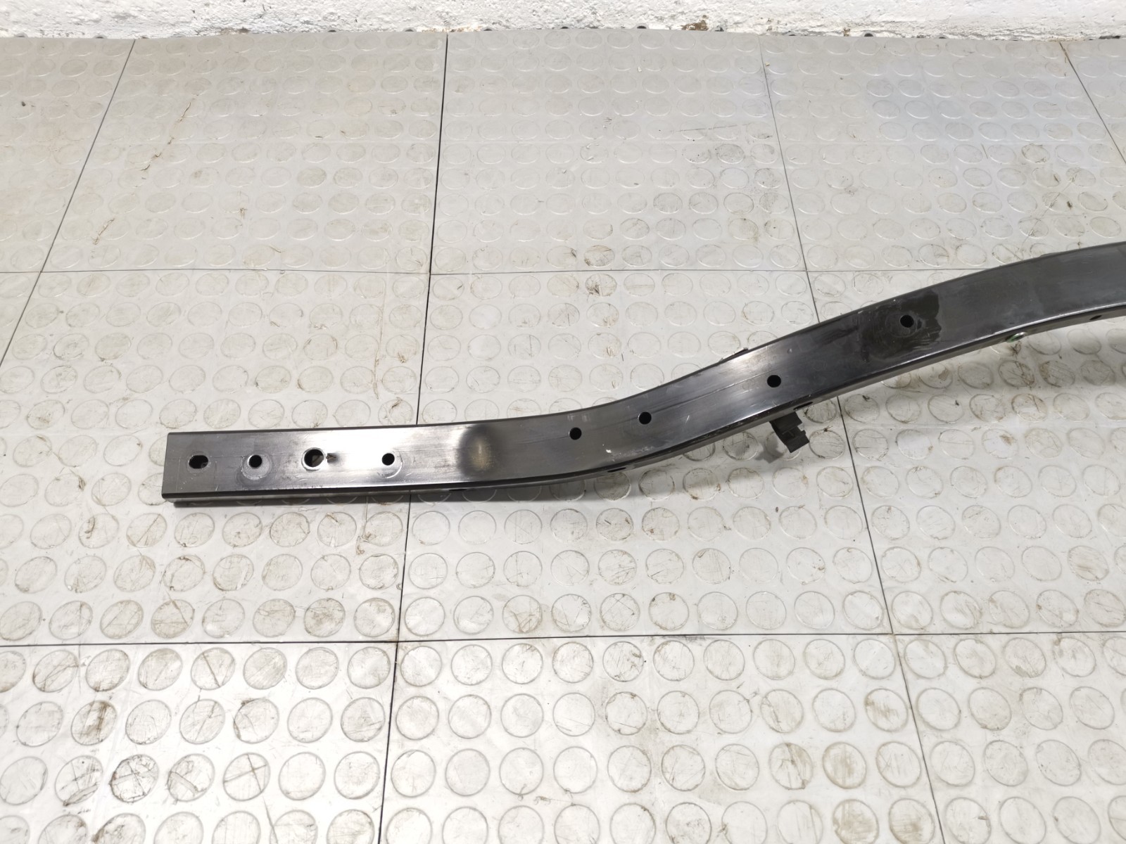 Maserati Levante 2017 AWD AUTO 3.0 L Front Crossmember Strut Brace Bracket OEM