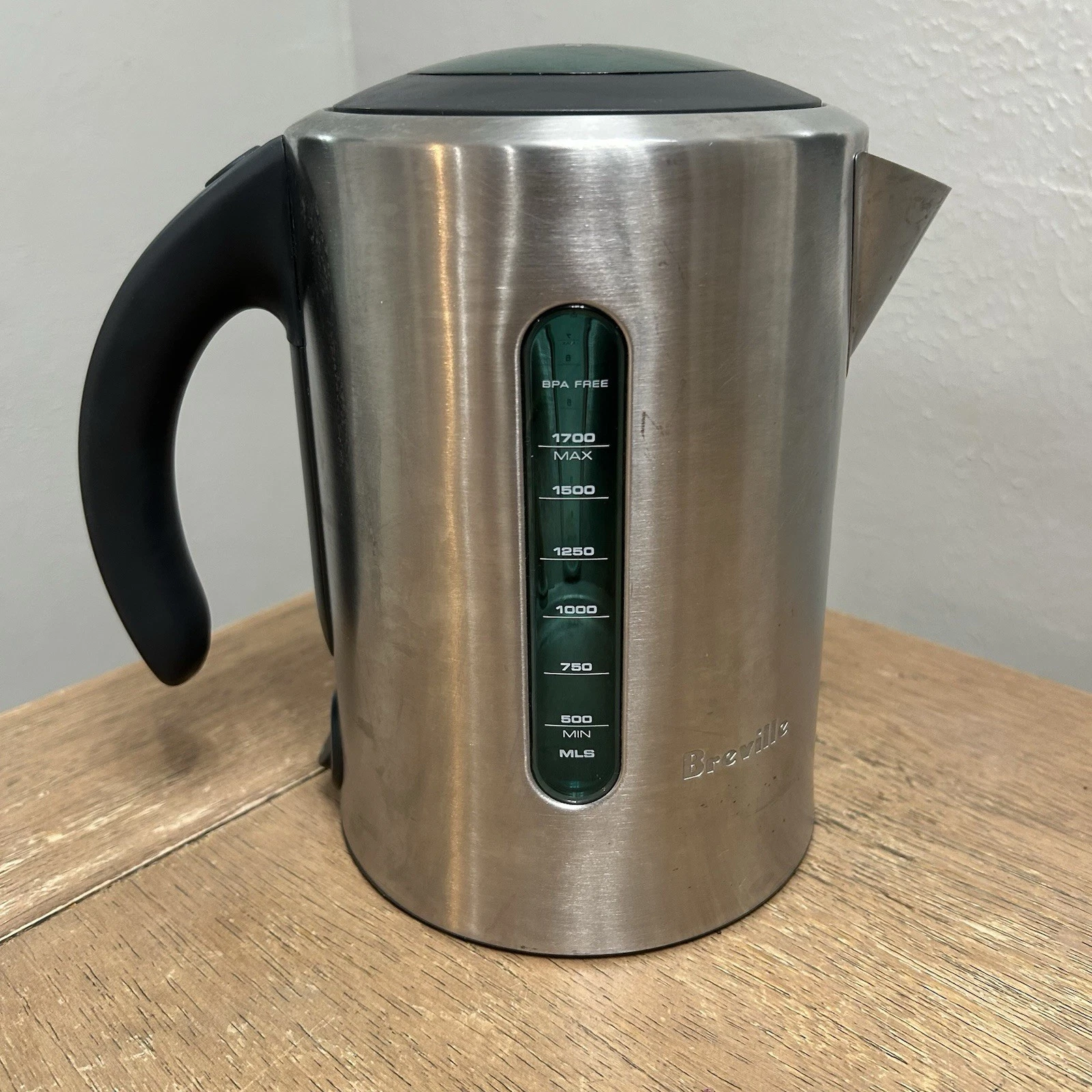 Breville Electric Kettle BKE700 Kettle 7-Cup ***KETTLE ONLY*** BSSUSC Untested