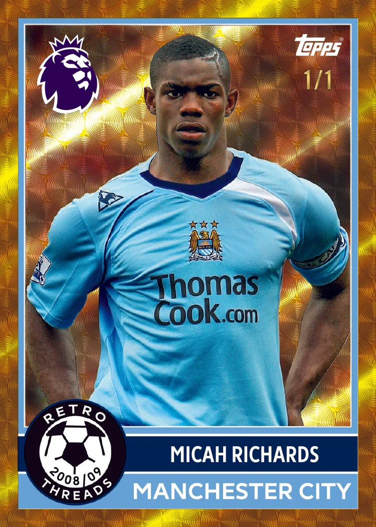 Topps Premier League 2025/26 Mega Tin #1 - Inclusief 40 kaarten plus 3 Goal Machines Ruilkaarten 250 Protectodon Kaarthoezen