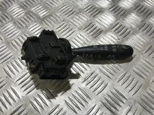 173647 Right Windshield Wiper Switch Toyota Yaris DE409081-52