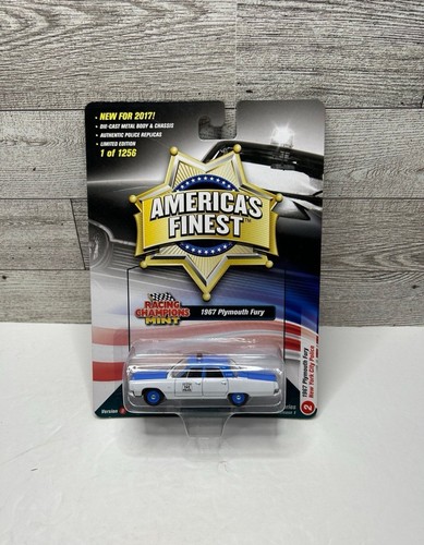 Racing Champion Mint White / Blue ‘1967 Plymouth Fury New York City Police / A - Picture 1 of 6