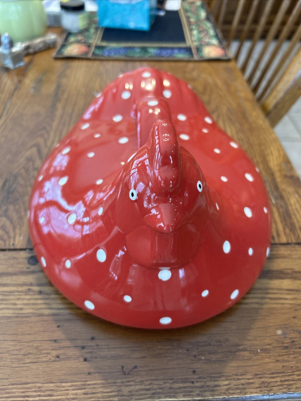 Temp-tations by Tara Red Polka Dot hen/chicken covered roasting set w/handle