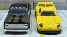 Hot Wheels ‘83 Chevy Silverado Dark Gray & Ferrari F40 Competizione Yellow Loose