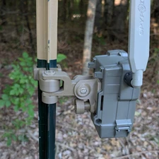 THE ADK EDGE APEX T-Post SPYPOINT Flex / M / G36 / S / DARK  Trail Camera Mount