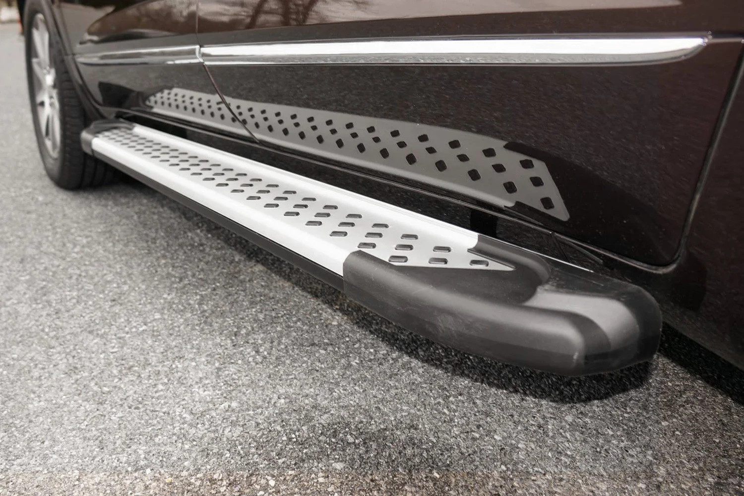 Bentley Bentayga 2017-2026 LEFT, RIGHT Running board P/N 66001418