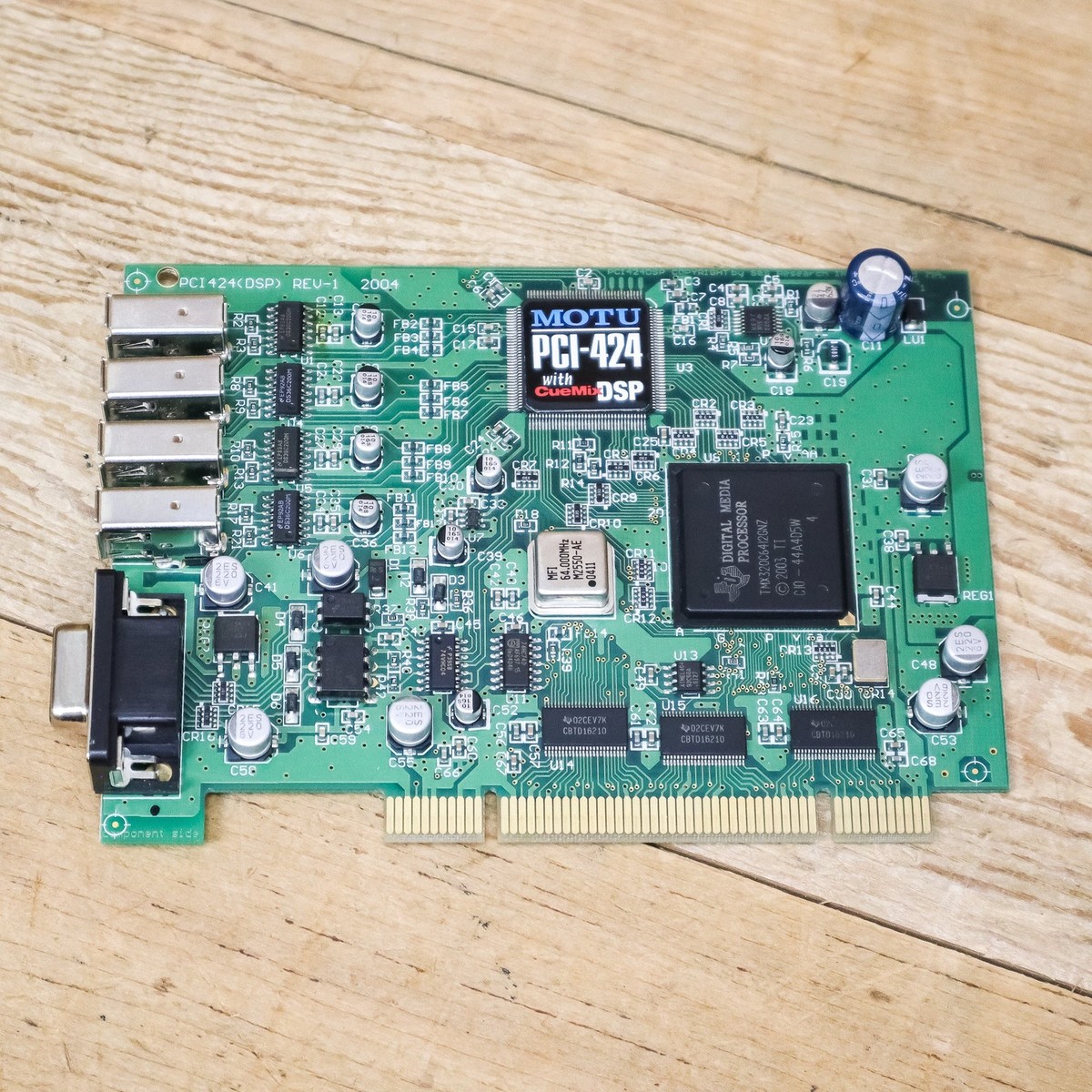 MOTU PCI-424 オーディオIFホストカード MOTU PCI-424 オーディオIFホストカード DTM・DAW