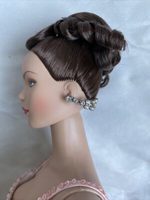 Tonner 2004 TYLER WENTWORTH PORTRAIT GLAMOUR 16” Fashion Doll