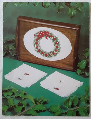 Christmas Cross Stitch Pattern books and Leaflets - set of 3. - Picture 3 of 7