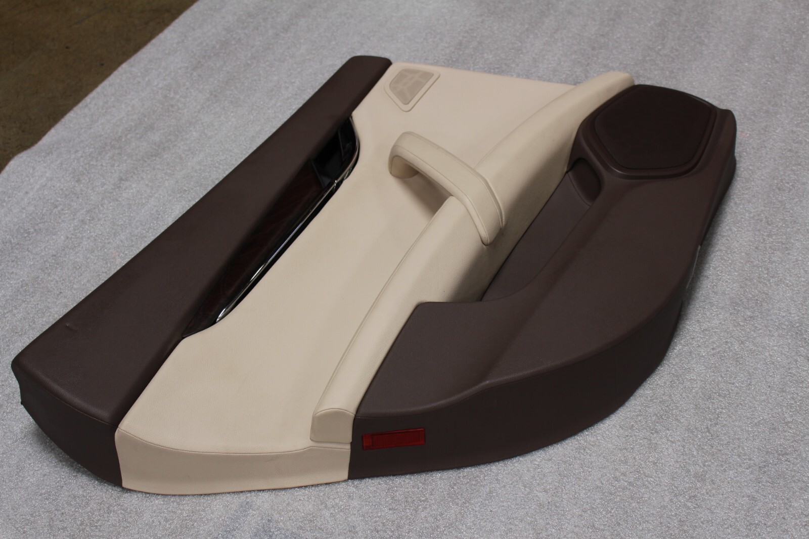 Maserati Quattroporte, LH, Left, Rear Door Trim Panel, Tan/Brown, Nicked, Used