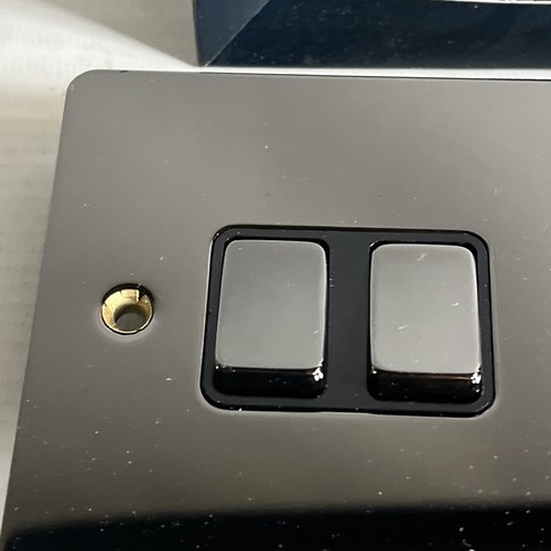 CED FS42BN Black Nickel Flat Plate 4 Gang 2 Way 10a Switch with Black Insert NEW - Picture 3 of 6