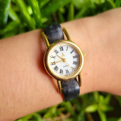 Vintage Avon Leather Roman Numerals Quartz Analog Watch Vintage Avon Leather Roman Numerals Quartz Analog Watch | eBay main image 3