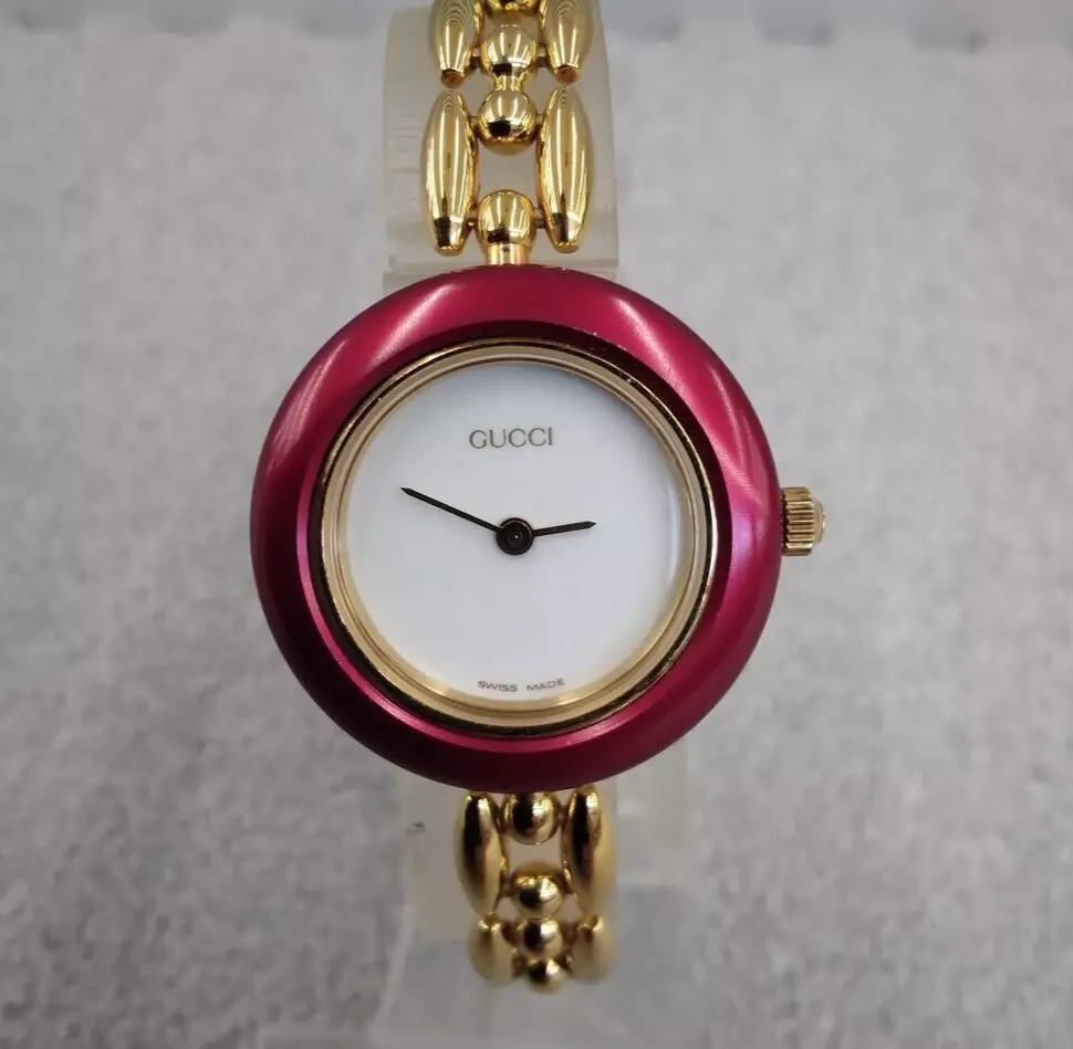GUCCI 11/12.1 Change Bezel Red Watch White Dial Gold metal Women's Used