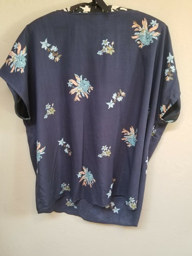 Patagonia June Lake Womens Large Floral Blue Top Wrinkle Free Scoop Neck Blouse - Picture 2 of 6