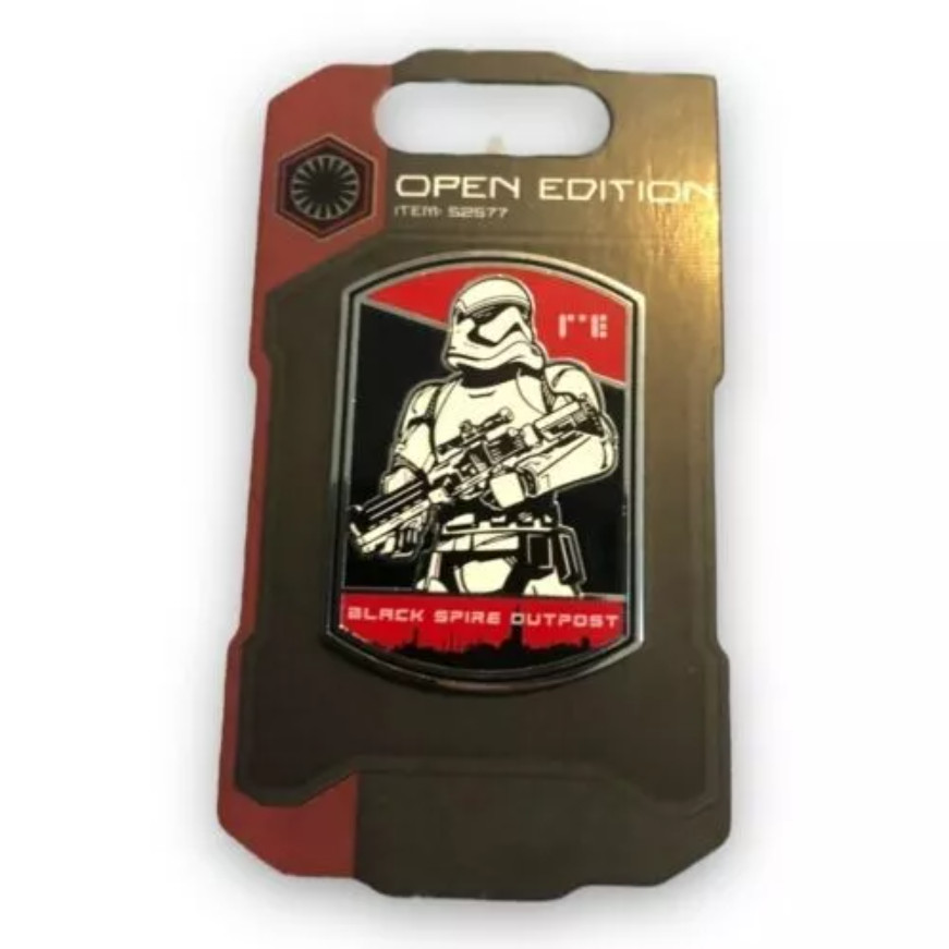Star Wars Galaxys Edge black spire outpost Stormtrooper Pin 52577
