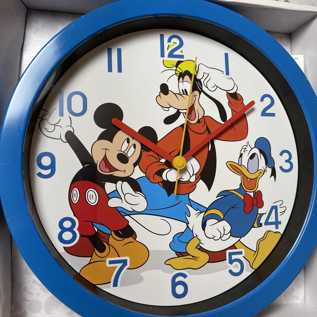 Analogue Disney Decorative Wall Clock 10” Goofy Donald Mickey