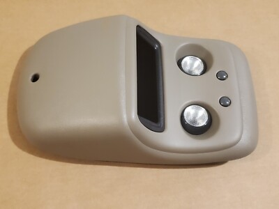 Chevrolet Silverado  GMC Sierra Yukon Medium Neutral Brown Tan Dome Map Light