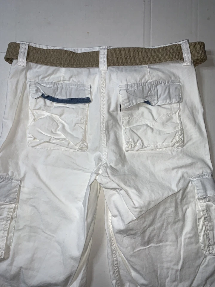 Usado - Jeans cargo Levis com cinto masculino (tamanho 20) - Imagem 4 de 4