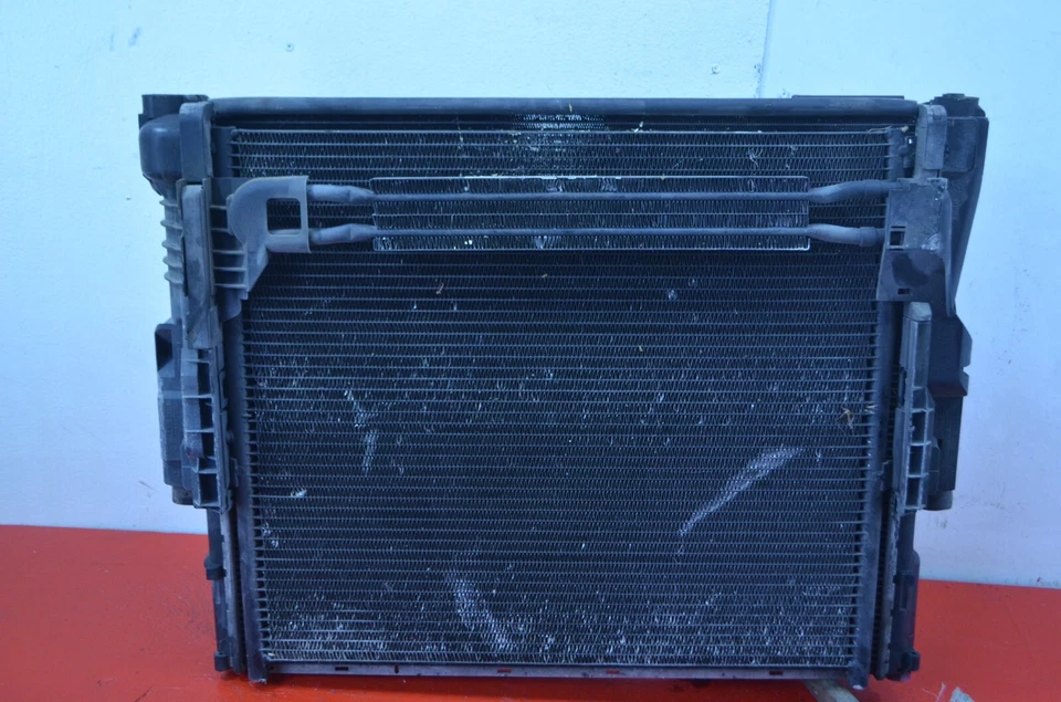 07-10 BMW E83 X3 3.0L N52 MOTOR RADIADOR AIRE ACONDICIONADO CONDENSADOR OEM Foto 3 de 4