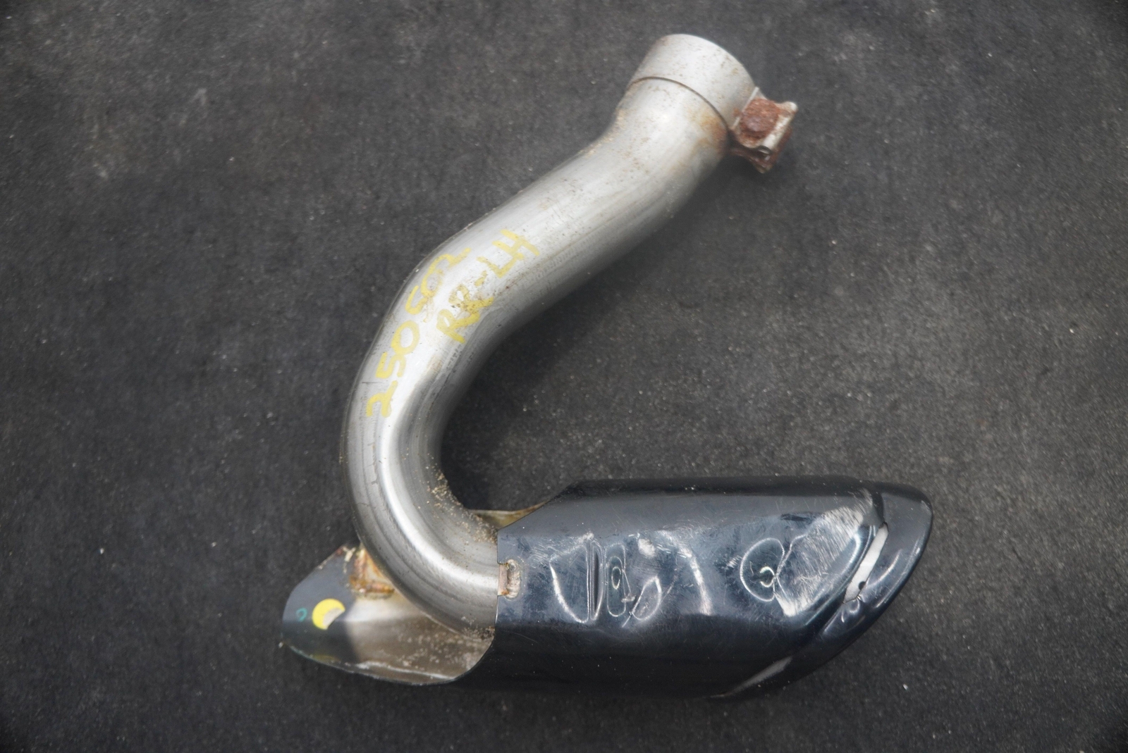 Left Exhaust Muffler Tail Pipe End Tip Graphite 4ML253681AK Lamborghini Urus
