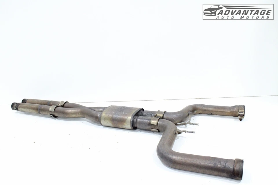 2014-21 Maserati Quattroporte 3,0 L sistema de escape tubo resonador central OEM Foto 3 de 4