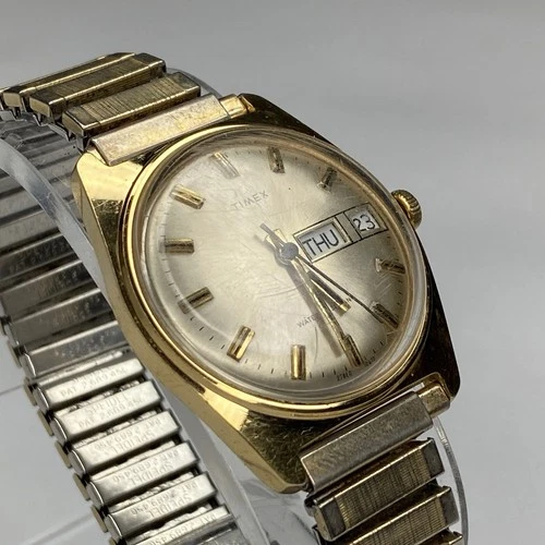 Vintage Timex Water Resistant Date Day Men's Manual Watch - WORKS