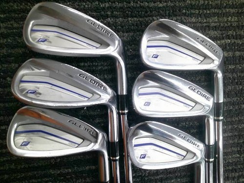 Set Ferri Da Golf TaylorMade GLOIRE F 2014, 9 Pezzi (4-P,A,S), Giapponesi, Destri, Flex Stiff, Condizioni Eccellenti Ricondizionate