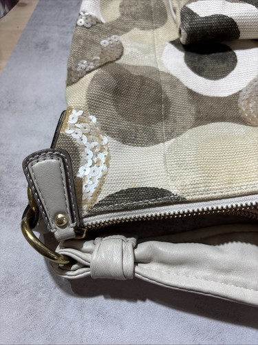 Borsa a tracolla Coach Autentica Hobo colore marrone/beige - Foto 5 di 17
