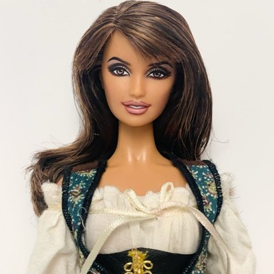 Barbie Collector Fluch der Karibik Angelica Penelope Cruz Puppe - gebraucht