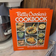 Betty Crocker's Cookbook Golden New and Revised Edition HC VTG book 1983 9th Pr.