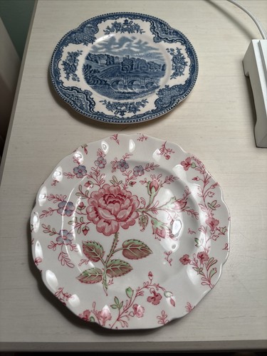 2 Johnson Brothers Rose Chintz Pink Bread And Old Britain Castles Plates 6 1/4"