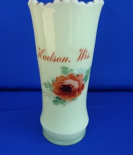 Antique UG Uranium CUSTARD GLASS Bud Vase - Souvenir HUDSON Wisconsin Wis WI