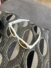 Oakley Meta Smart Glasses White Frame Yellow Lenses with Black Charging Case