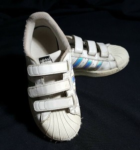 adidas superstar iridescent size 2